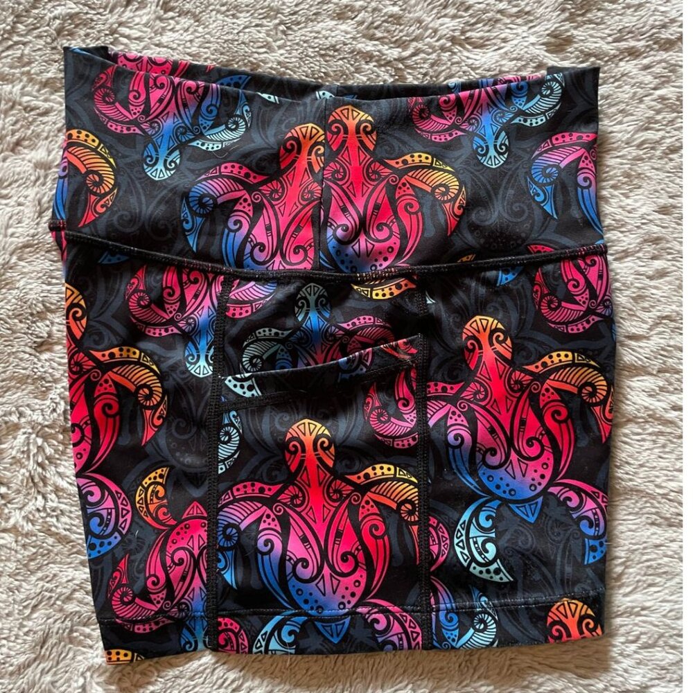 CVG Rainbow Turtle Athletic Shorts (S) NWOT